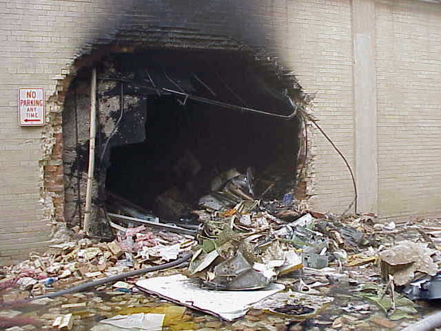 pentagon hole 911.jpg